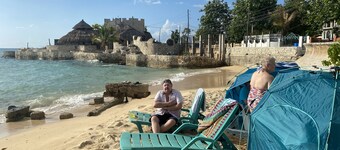 The Belair SeaSide Villas. 4 suites, 2 guests per Suite. 1, 2/bedroom/3 guests