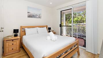 3 多间卧室、免费 WiFi、床单