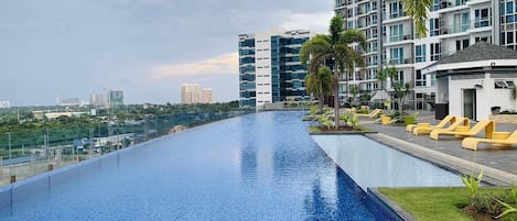 Condo familiar | Vista a la playa o el mar