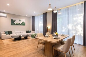 Dining room - Alex Villas Complex N3 (Canggu)