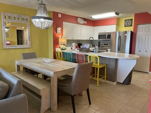 Dining - ISLAND PRINCESS 106 - Ground Level (Fort Walton Beach)