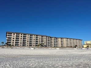 Exterior - ISLAND PRINCESS 106 - Ground Level (Fort Walton Beach)