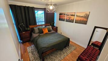 3 sovrum, strykjärn/strykbräda, gratis wi-fi och sängkläder