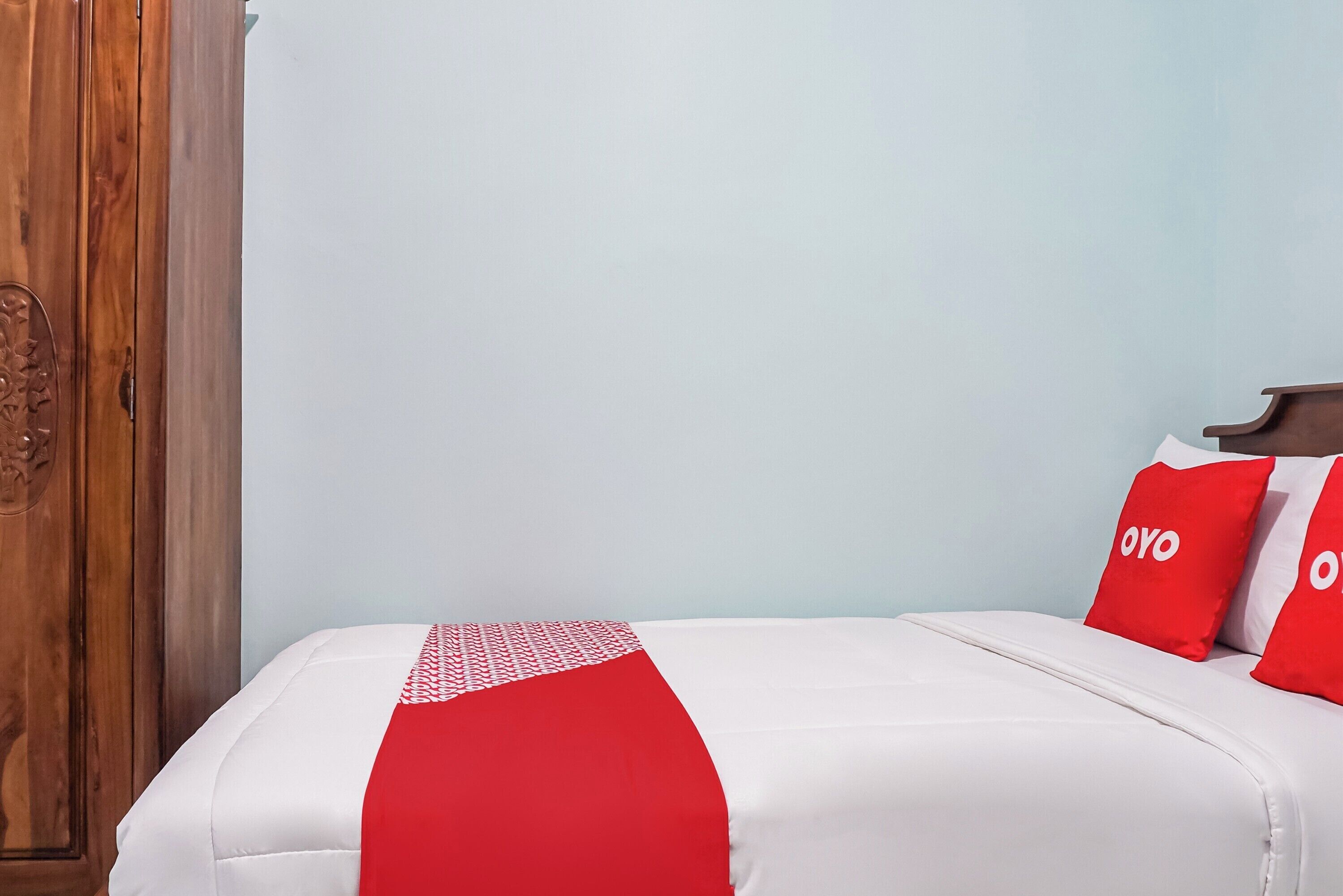 Standard Double Room | Desk, free WiFi, bed sheets