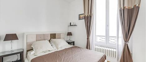 1 bedroom, iron/ironing board, Internet, bed sheets