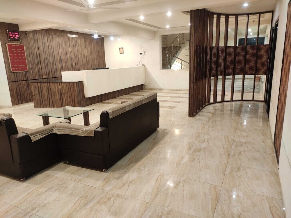 2 Star Hotels