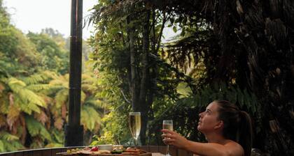 Lake Brunner Eco Lodge