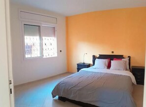 1 camera, ferro/asse da stiro, Wi-Fi, lenzuola