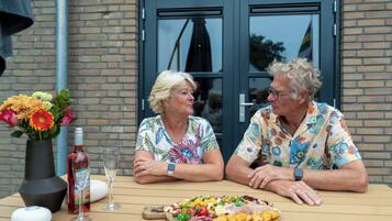 Apartment, 1 Schlafzimmer, Gartenblick | Terrasse/Patio