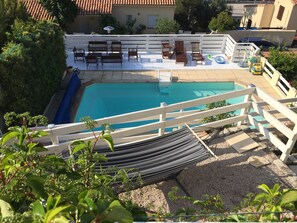Outdoor pool - Villa 3 Chambres + 2 Studios Piscine spa vue mer 5'cassis 10'calanques (Carnoux-en-Provence)