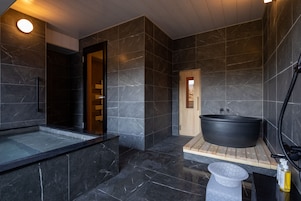 Bañera y ducha independientes, bañera de agua termal y secador de pelo