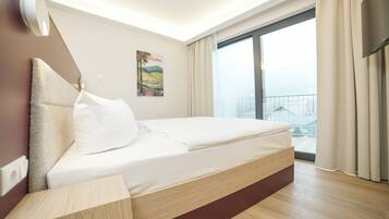 Comfort-Apartment, 1 Schlafzimmer, Küche | 1 Schlafzimmer, Allergikerbettwaren, Zimmersafe, Verdunkelungsvorhänge