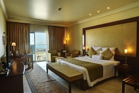 Deluxe Double Room | Soundproofing, iron/ironing board, free WiFi