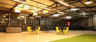 Hotel Aradhya Inn Deralakatte