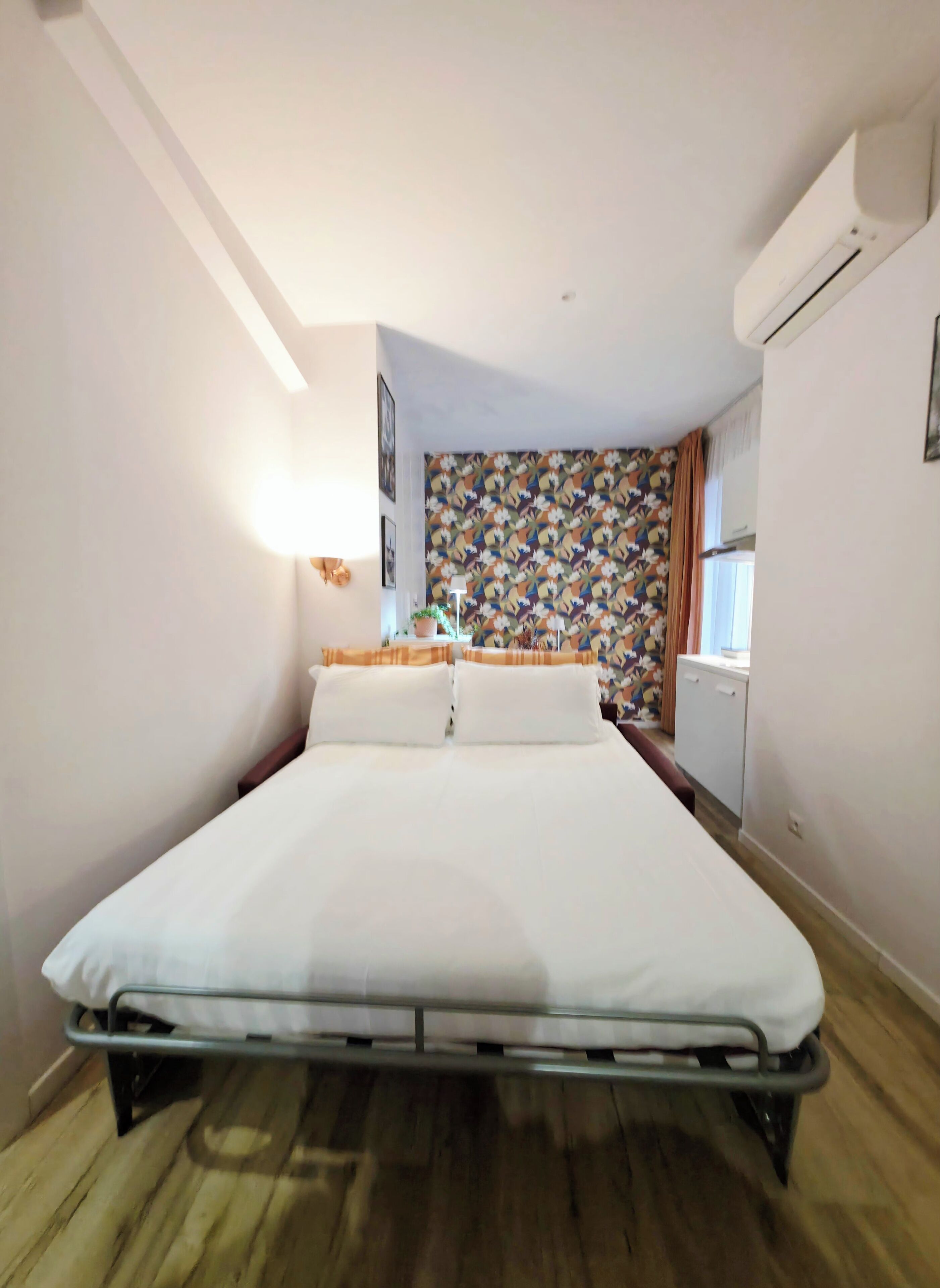 Double Room, Balcony