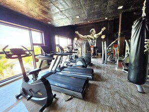 Gym - Chopra Farms and Resorts (Gurugram)