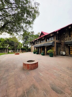 Front of property - Chopra Farms and Resorts (Gurugram)