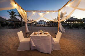 Couples dining