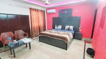 Kamar Double Deluks | Kedap suara dan Wi-Fi gratis