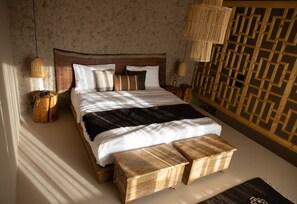 1 bedroom, premium bedding, down duvets, desk - Dolkhar Ladakh (Leh)