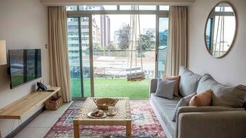 Apartment (2 Bedrooms) | Front of property