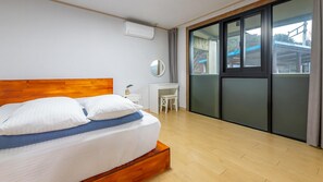 Basic-Zimmer, 2 Schlafzimmer (Familly((Dokchae,BBQ)) | 1 Schlafzimmer, kostenloses WLAN