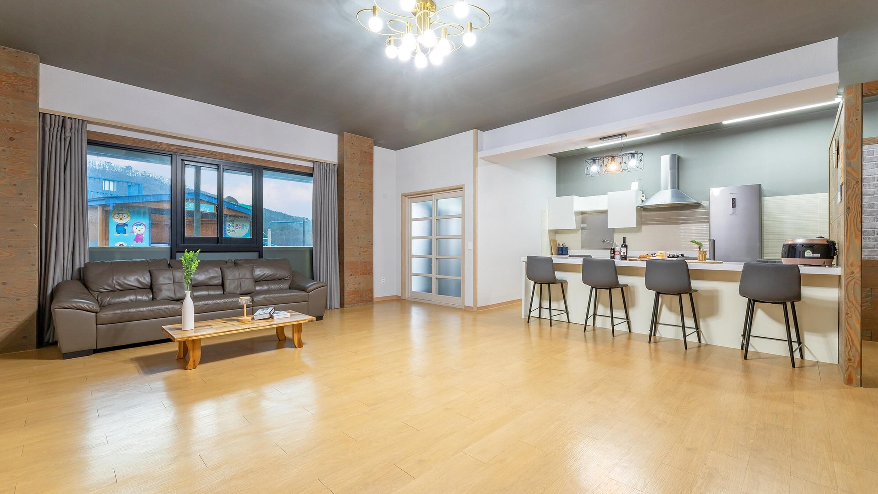 Basic Room, 2 Bedrooms (Familly((Dokchae,BBQ)) | 1 bedroom, free WiFi