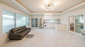 Basic Room, 2 Bedrooms (S01(Dokchae,BBQ)) - Namyangju Cozy Hill Spa Pension (Namyangju)