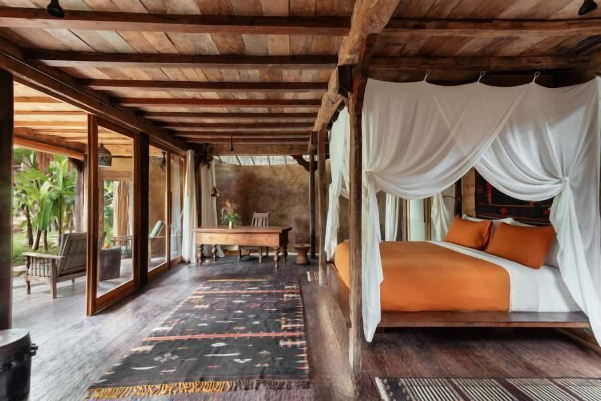 1 habitación, ropa de cama de alta calidad y minibar