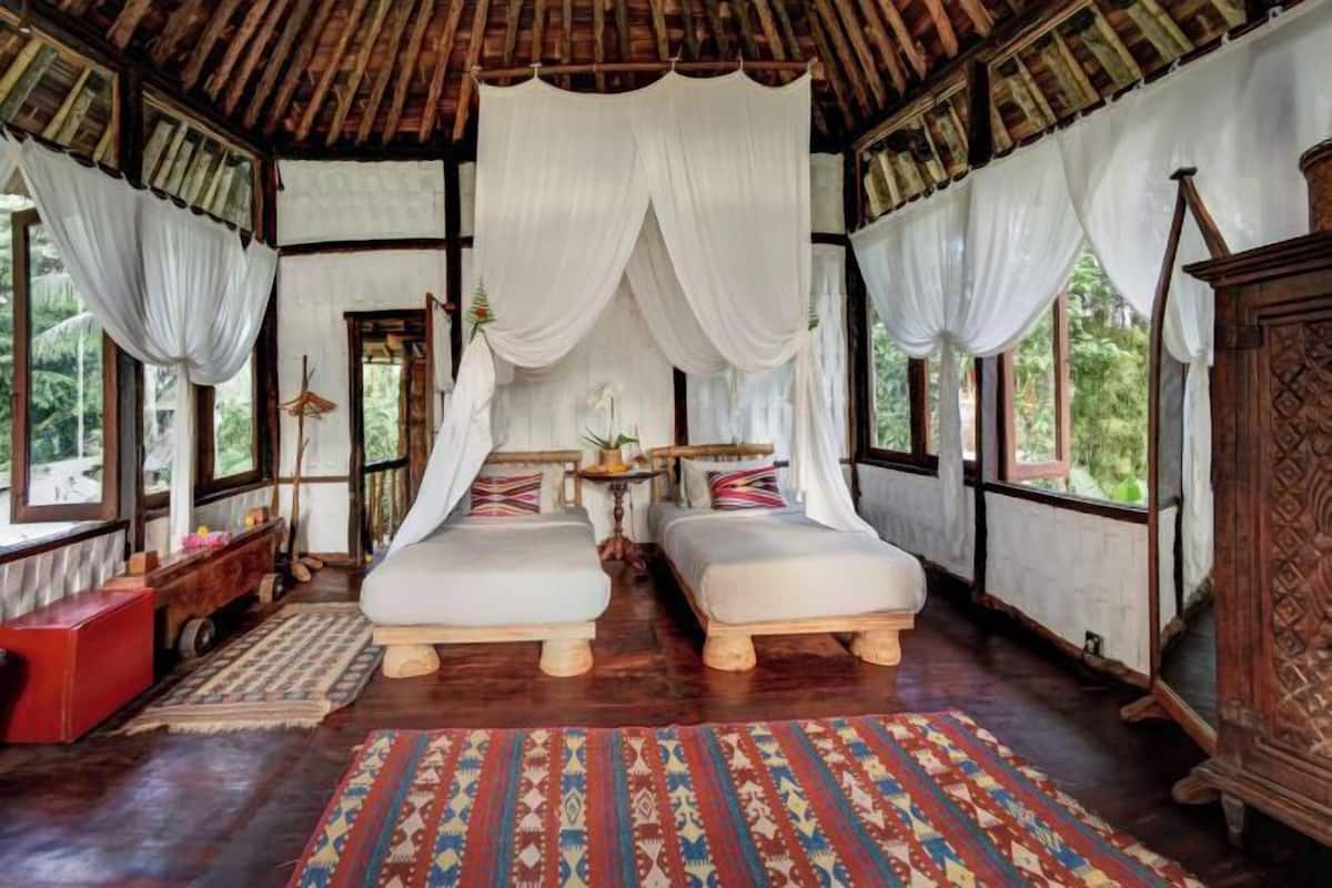1 habitación, ropa de cama de alta calidad y minibar