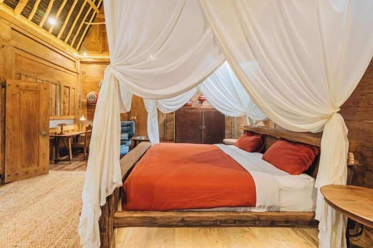 1 habitación, ropa de cama de alta calidad y minibar