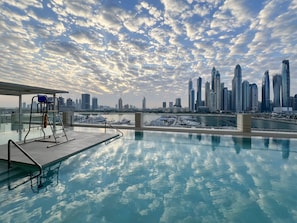 Room - 2BR Emaar Beachfront Full Sea Skyline Views (Dubai)