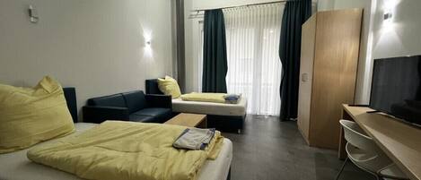 1 bedroom, WiFi, bed sheets