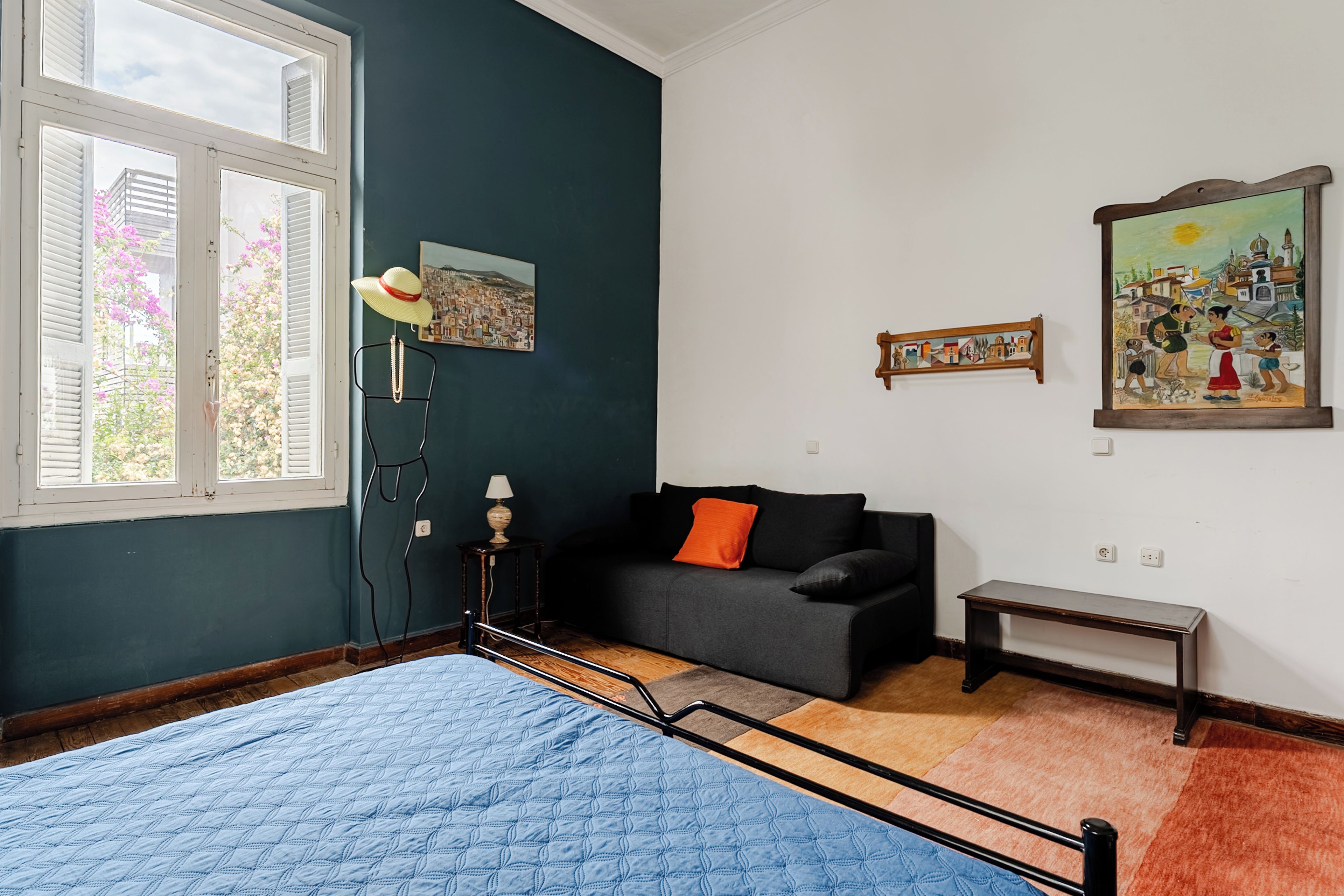 3 bedrooms, in-room safe, desk, iron/ironing board