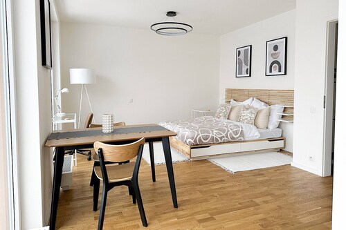 Spacious Work-focused Apartments in Prague 3