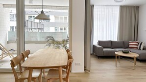 Appartement, 2 slaapkamers, roken, balkon | Woonkamer