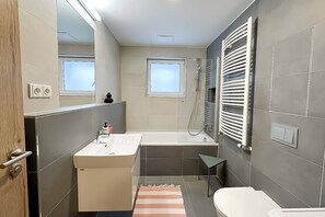 Appartement, 1 slaapkamer, roken | Badkamer