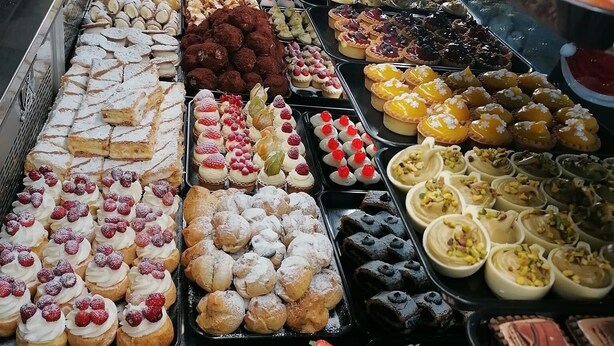 فطور كامل مجانًا يوميًا