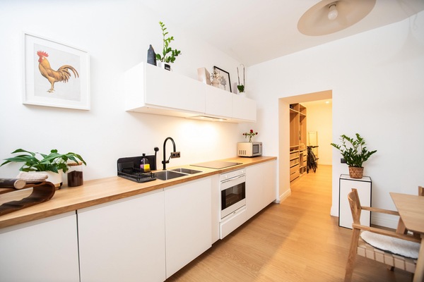 Fridge, oven, electric kettle