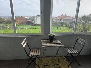 Terrace/patio - What Else Guest House (Ourem)