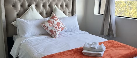 1 soverom, skrivebord, strykejern/-brett og wi-fi