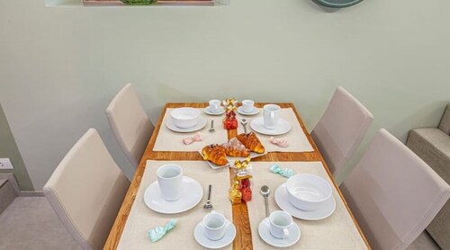 The Elm House - Suite Apartment SMERALDO - Cuneo