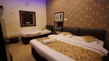 Deluxe Double Room, City View | View from room
