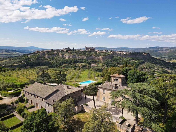 Exterior - Prestigious Villa of 19th with breathtaking view (Orvieto)