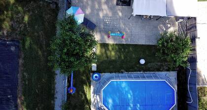 Private luxurious glamping with solar heated swimming pool TV and Wi-Fi