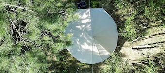Private luxurious glamping with solar heated swimming pool TV and Wi-Fi