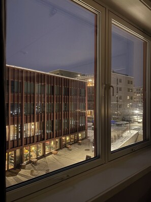 Espace de travail pour ordinateur portable, fer et planche à repasser