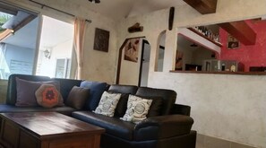 Smart TV, stereo - Pool Villa 3 Chambres Nai Harn Rawai (Rawai)