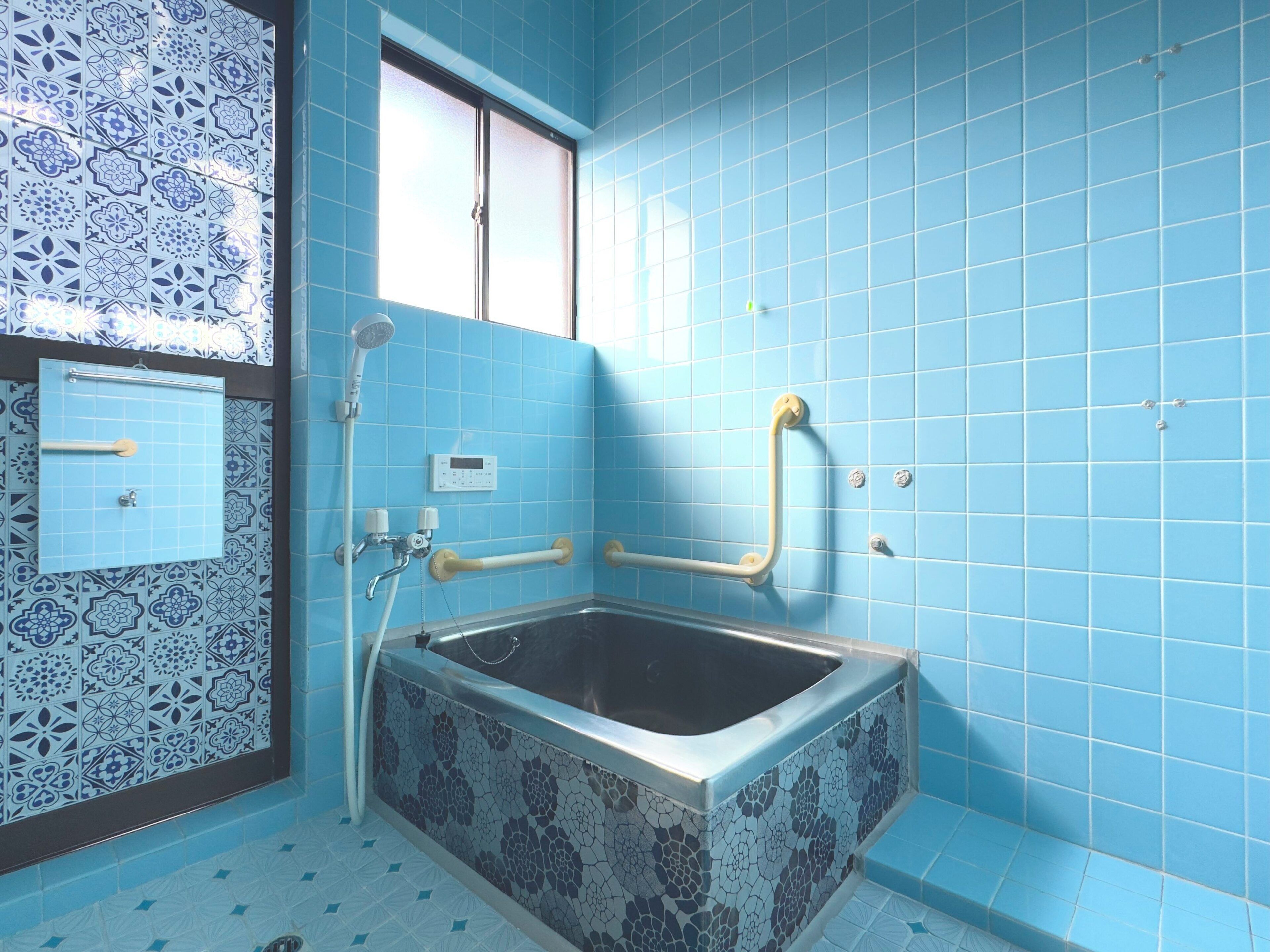 風筒、提供毛巾、番梘、洗頭水