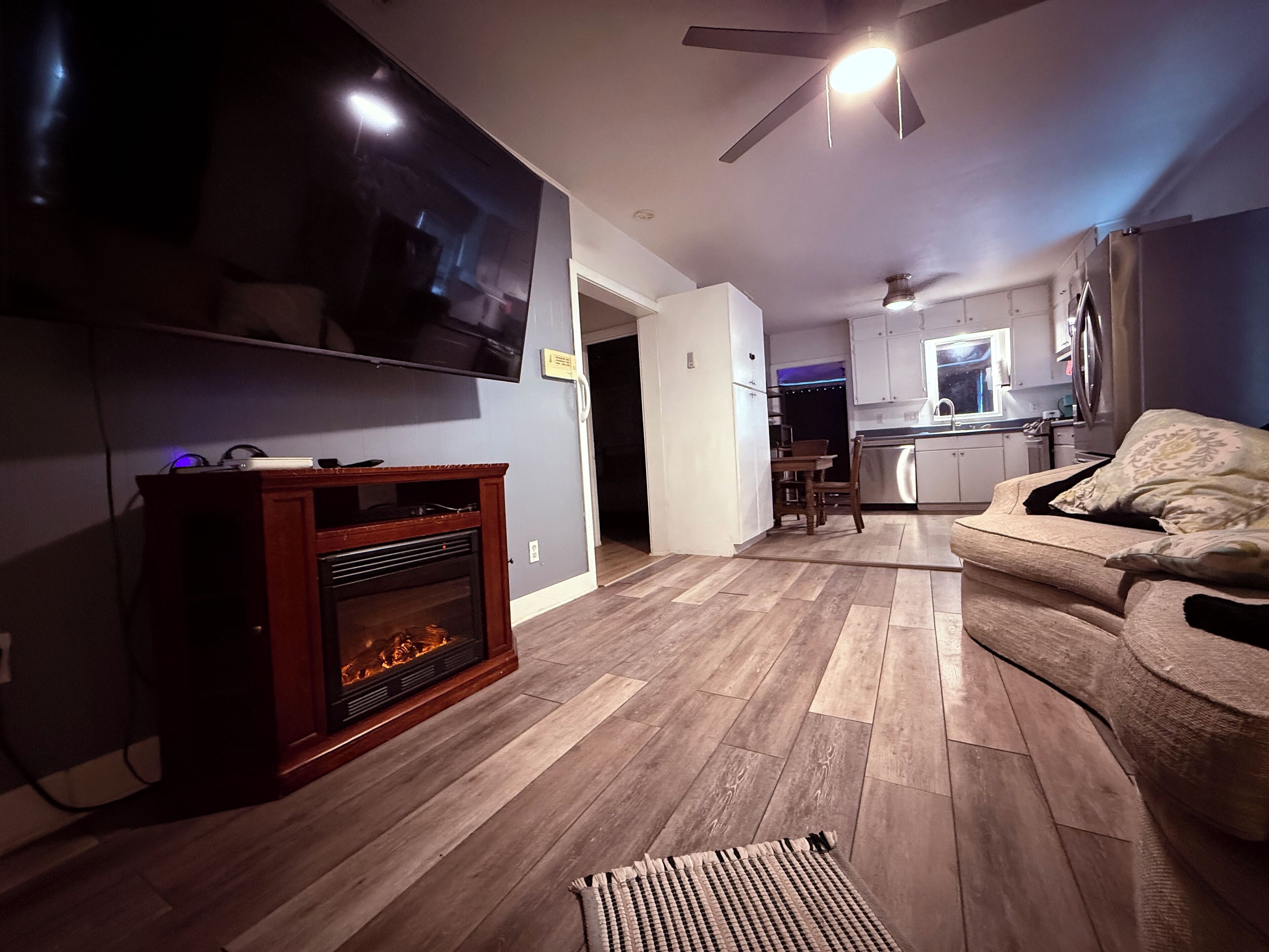 TV connectée, cheminée